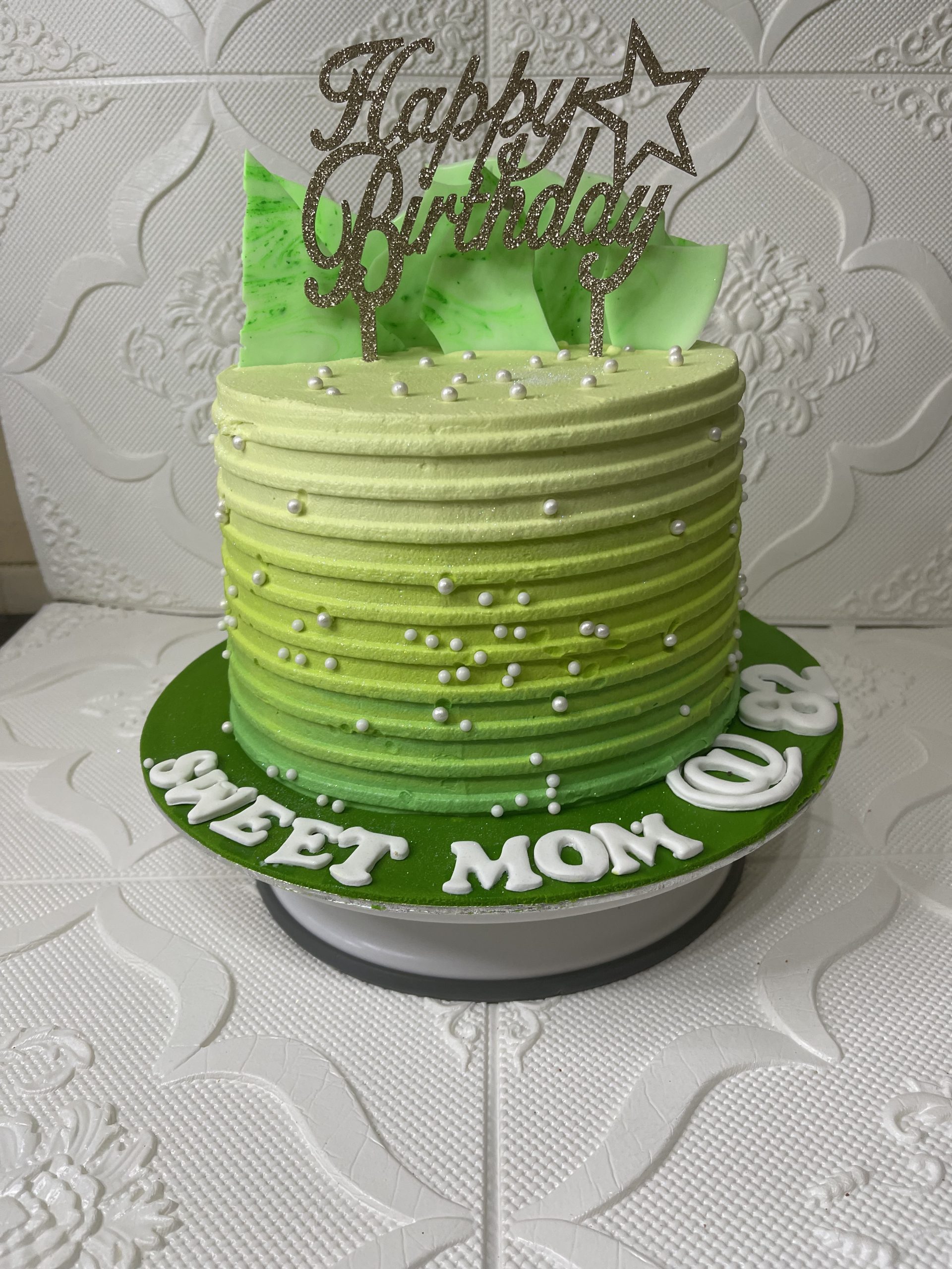 Samantha Army Green Bento Cake | Twentygrammes