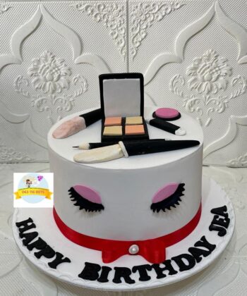 Makeup Theme Cake